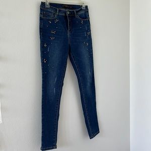 “It’s Me” Bottom Lifting Jeans